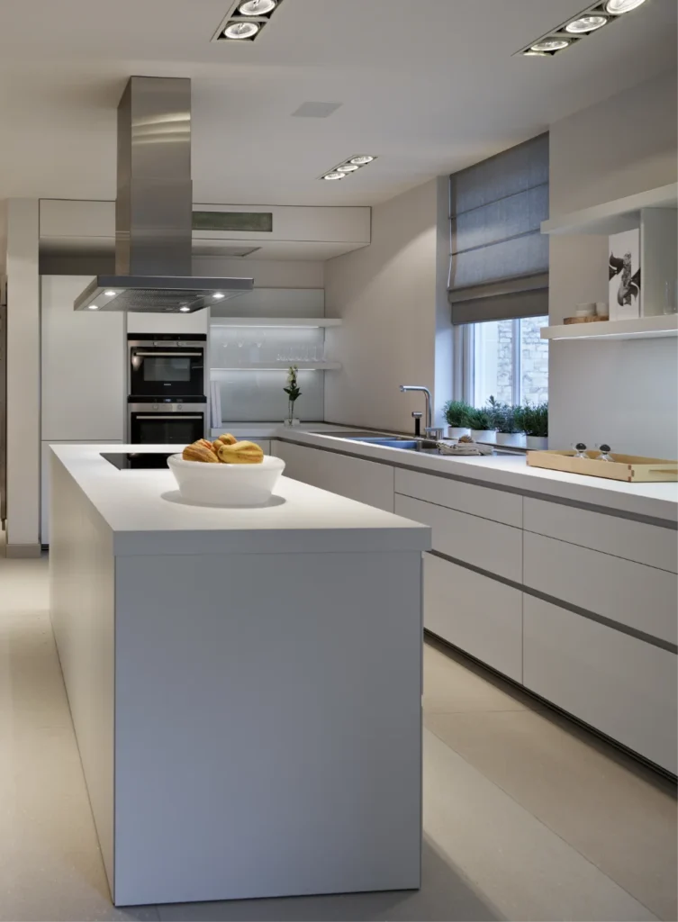 Ex-display bulthaup b1 kitchen in Alpine White at the Bath showroom
