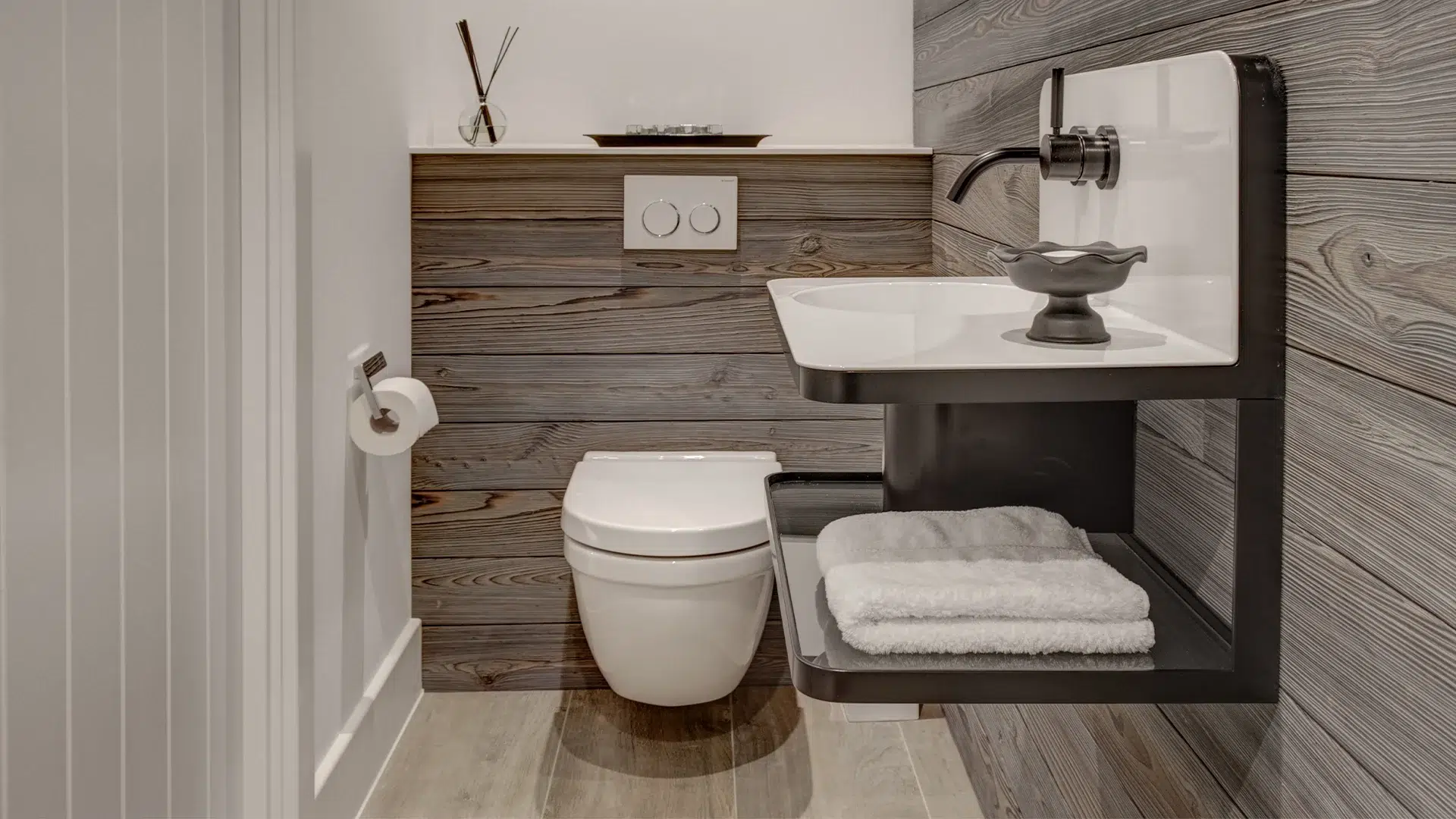 Cloakroom In A Cotswolds Lakeside Home 1