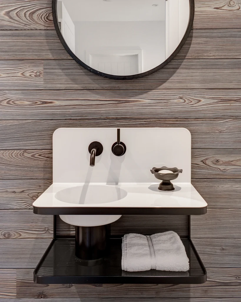 Cloakroom In A Cotswolds Lakeside Home 2