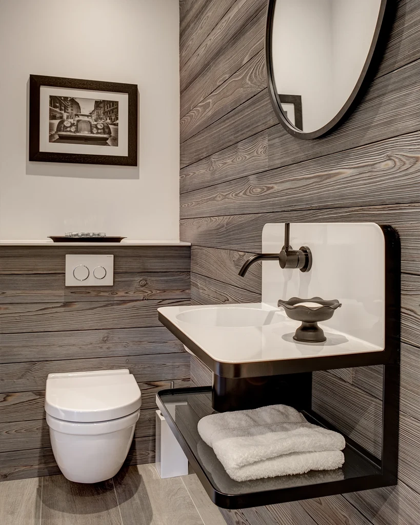 Cloakroom In A Cotswolds Lakeside Home 4