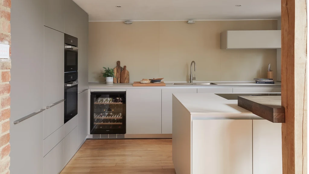 Modern Kitchen In Rustic Barn Conversion 6
