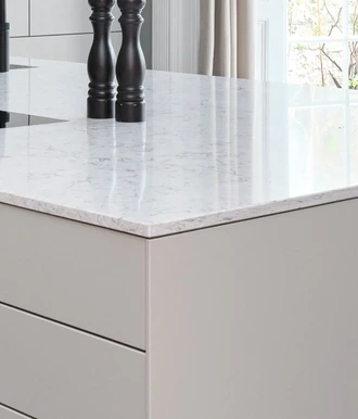 How do I choose a kitchen worktop?