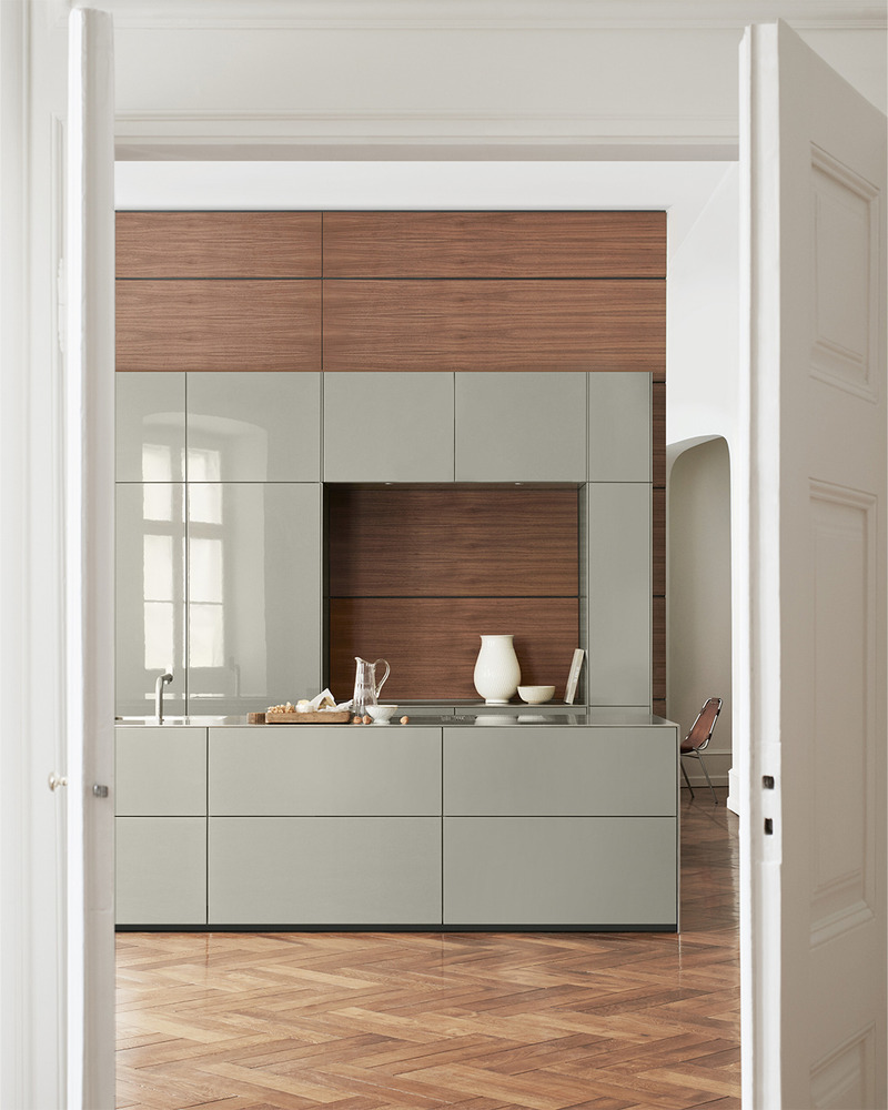 bulthaup b3 kitchen with herringbone floor