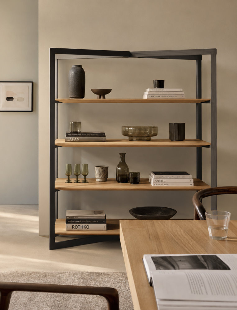 bulthaup b Solitaire open shelving system in oak and black aluminium