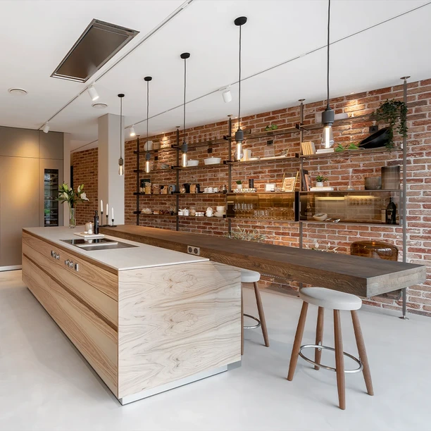 Rimadesio Ceiling To Floor Storage Display
