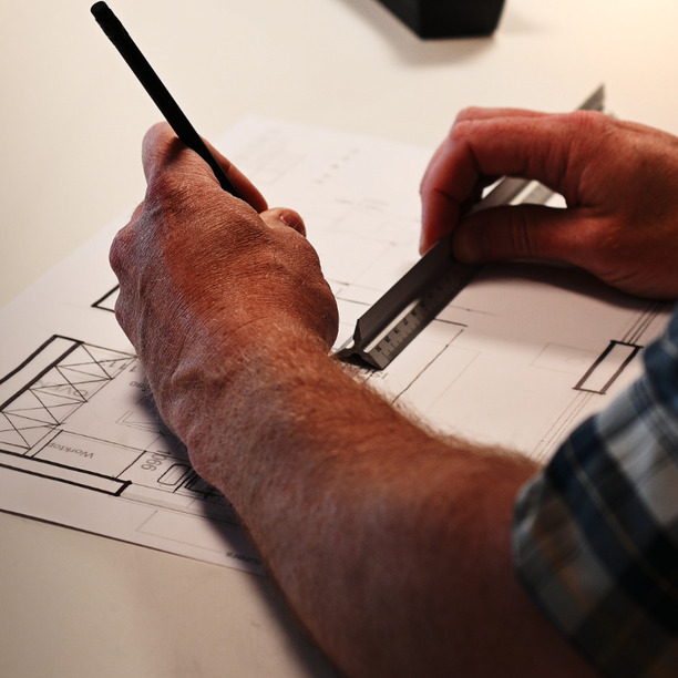 Phil Designing.