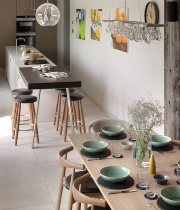 Cosy Sunken Kitchen in a Narrow Space