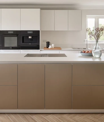 Luxury Kitchen in Sand-Beige Gold