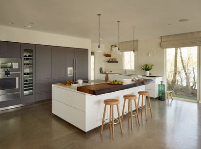 010 Dc 3458 Added Stools