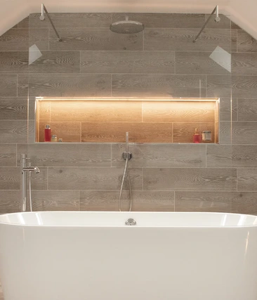 Relaxing Bathrooms in a Lakeside Home